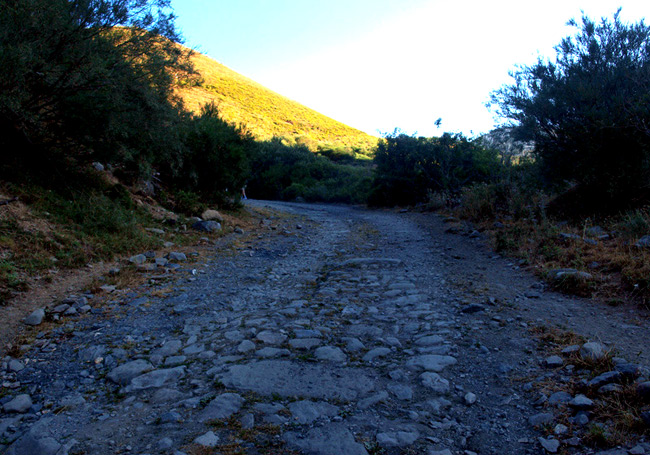 La Fábrica de Cabornera, alojamiento turismo rural, montaña de León, Pajares, Valporquero