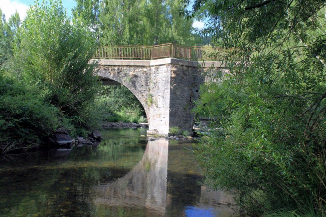 La Fábrica de Cabornera, alojamiento turismo rural, montaña de León, Pajares, Valporquero